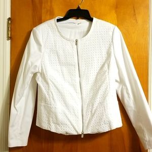 Calvin Klein white sz 16 suit